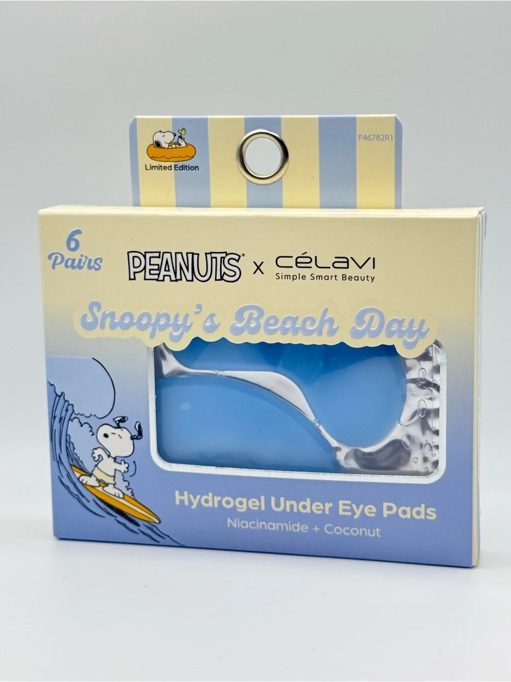 PEANUTS x Celavi Snoopy's Beach Day Beauty Gift Set NWT